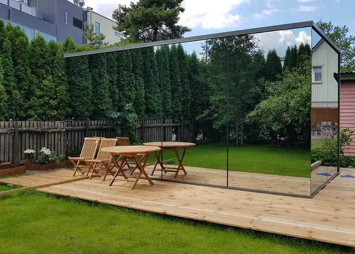 Mirror House Roosi 21 페르누